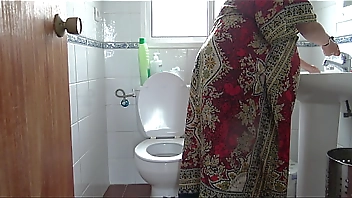 PREGNANT FAMILY SEX: aunty masturbates her stepsons big cock and makes him cum hard