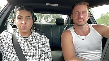 Uber driver gets lucky - fucking amazing MILF in the car